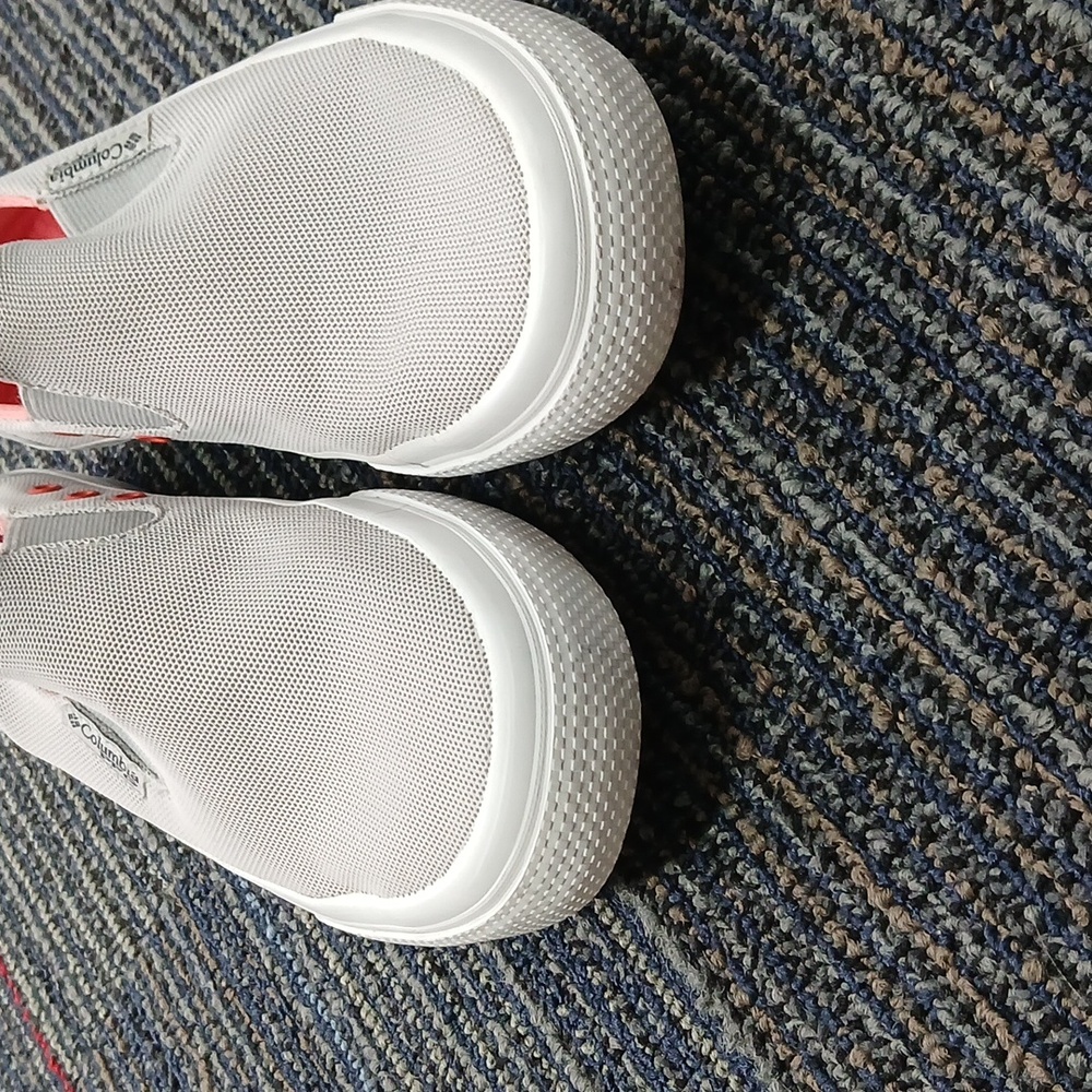 Columbia slip on distant waters PFG shoes! Womens 5.5 Like New - Picture 3 of 7